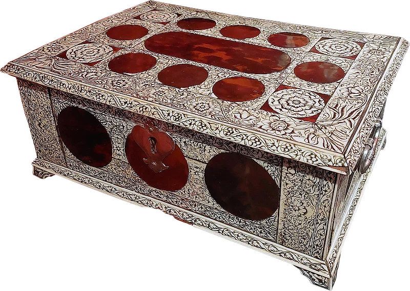 Casket – India.